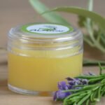 Bálsamo artesanal de aceite de oliva virgen extra para la piel